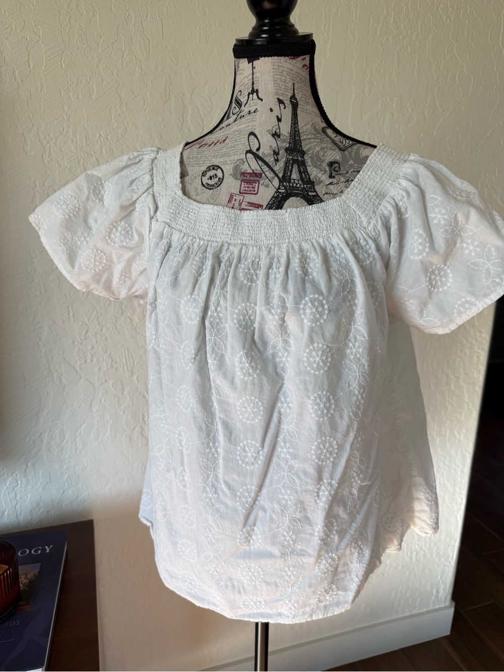 GAP White Embroidered cotton top